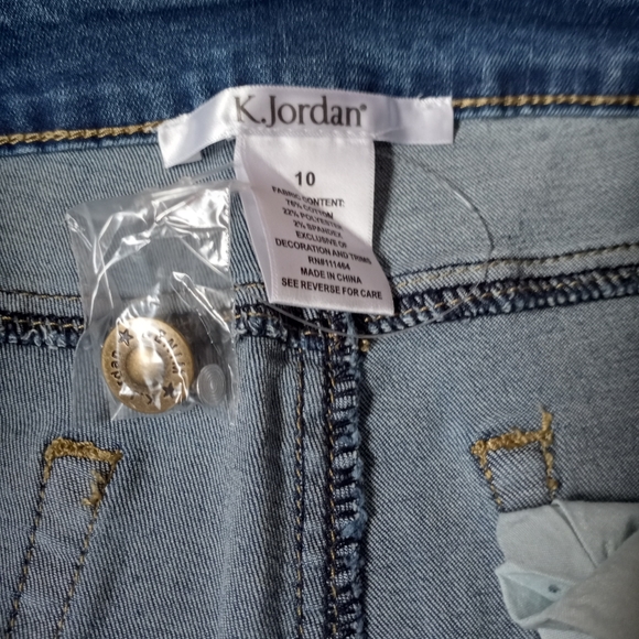 Floral Applique Jeans NEW - Picture 10 of 10
